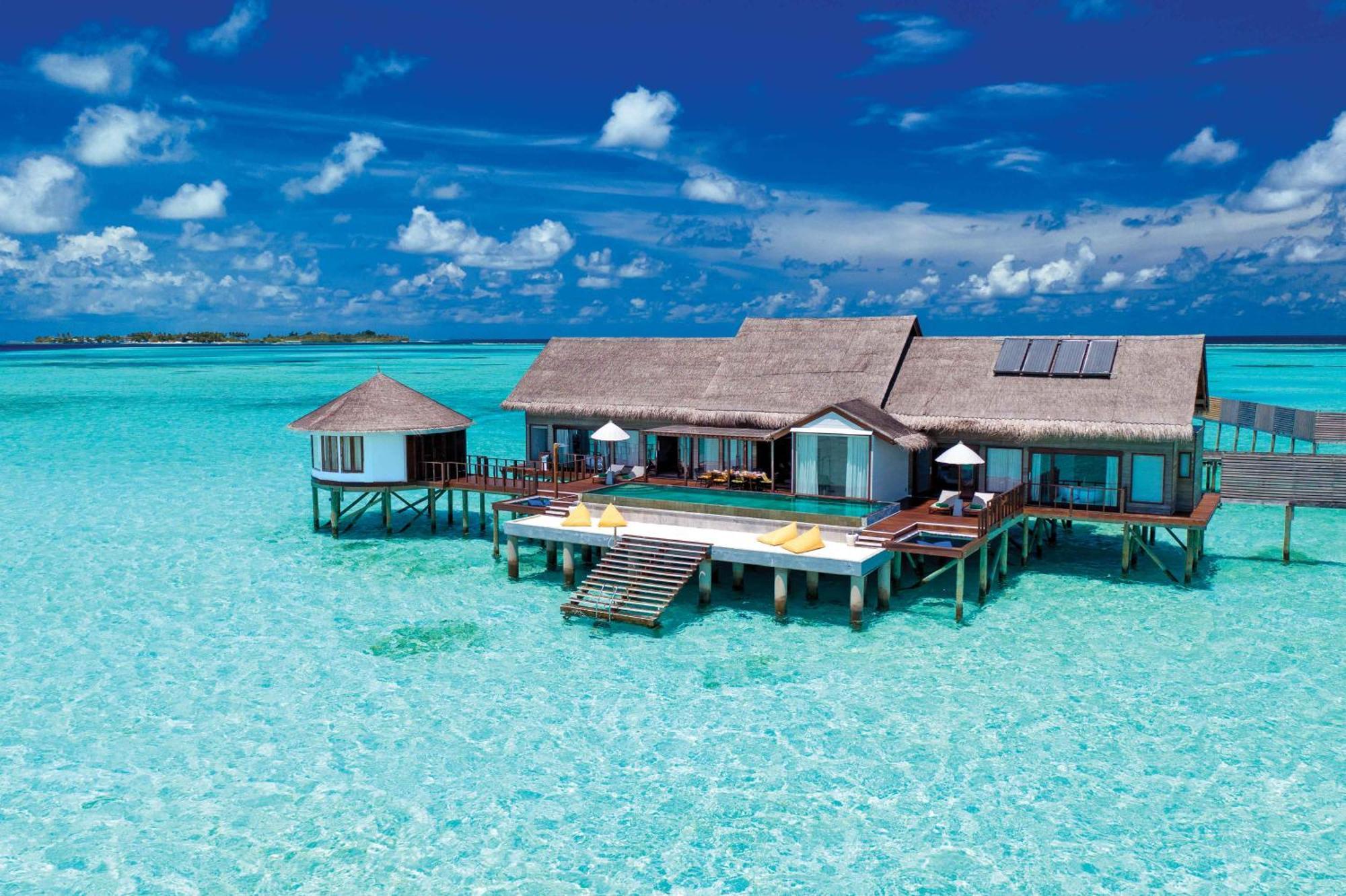 Ozen Life Maadhoo Hotel Maadhoo  ภายนอก รูปภาพ